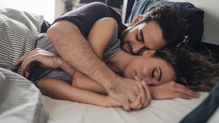 Things Guys Do That Makes Us Fall in Love With Them